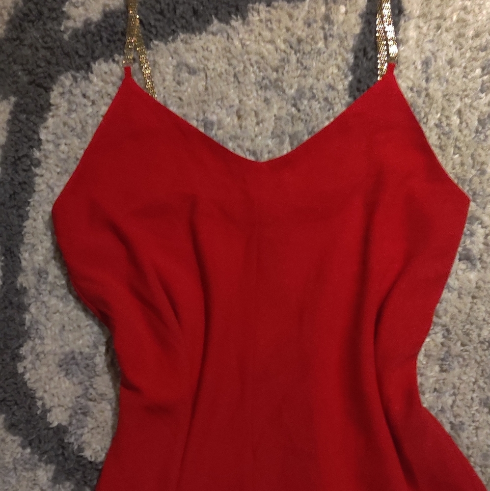 Express chain flowy shirt